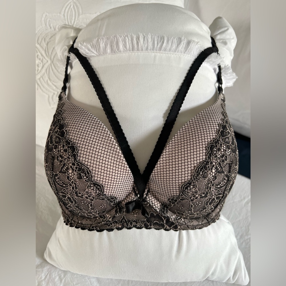 Victoria’s Secret padded push up 32D
